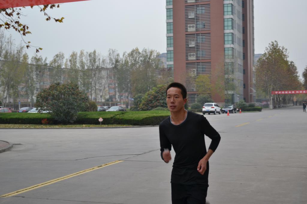 专注地奔跑